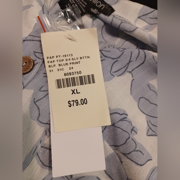 Papillon NWT 3/4 Sleeve Blue Floral Blouse Size XL - Picture 9 of 9